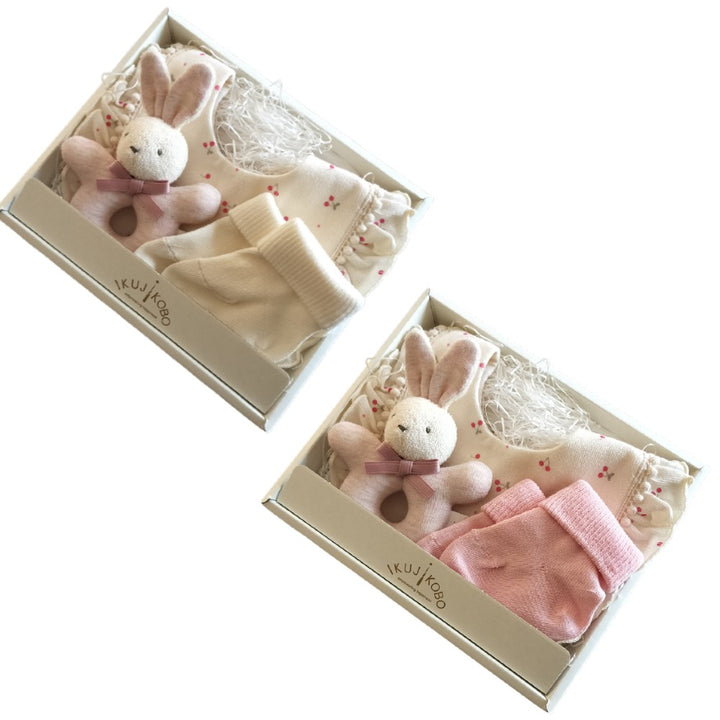 No.410009 スタイ・ソックス・ラトルギフトセット（BOX入）