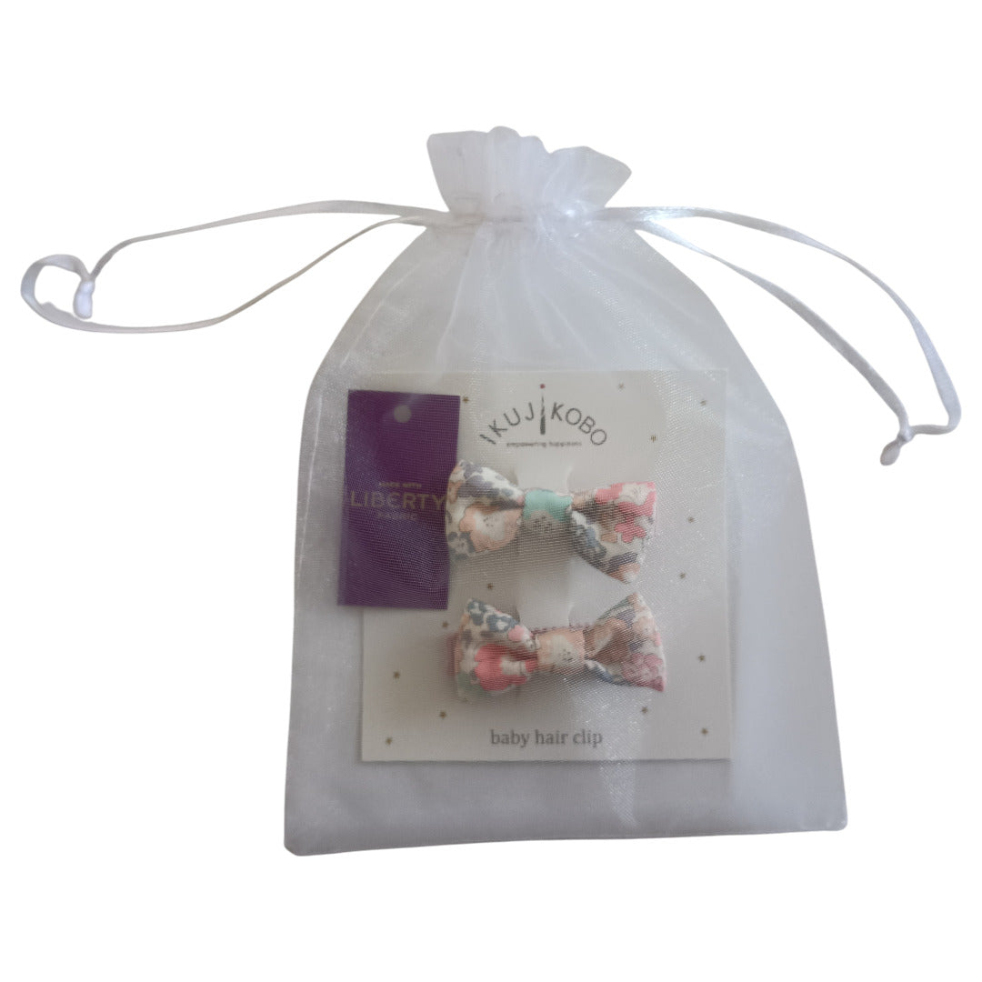 No.426859  オーガンジーミニギフト・ヘアクリップ(同色セット)