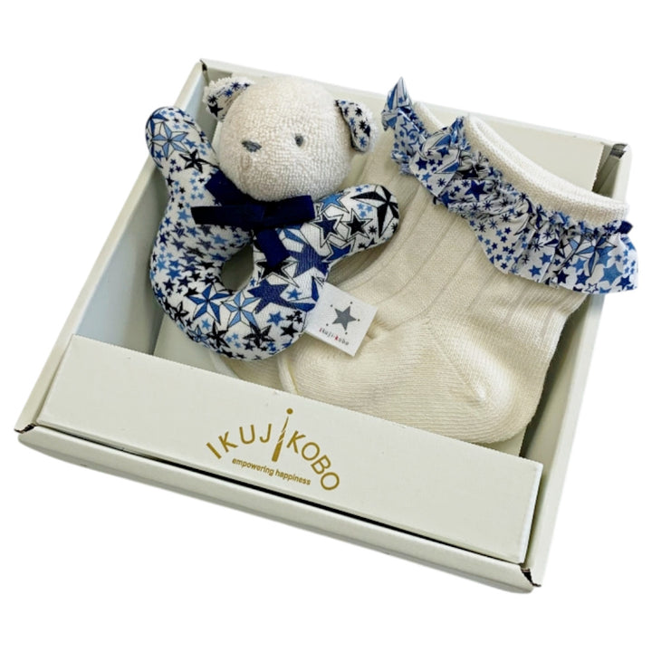 No.368509/ラトル＆ソックスベビーギフトセット(リバティ)